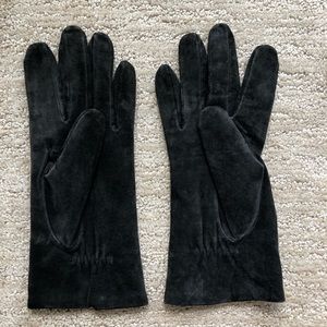 Vintage black suede gloves size medium